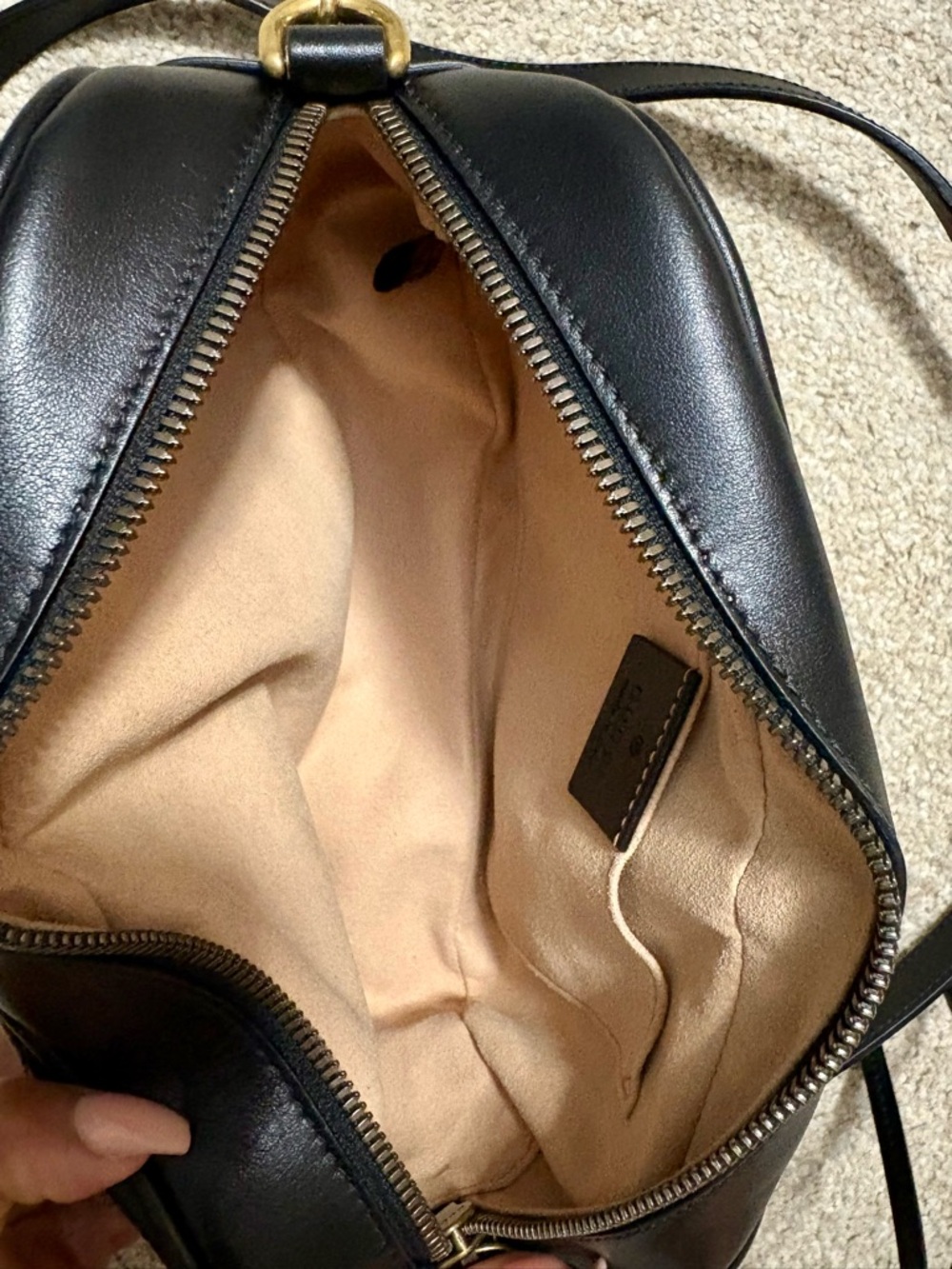 Gucci Marmont small camera bag - Picture 7 of 10